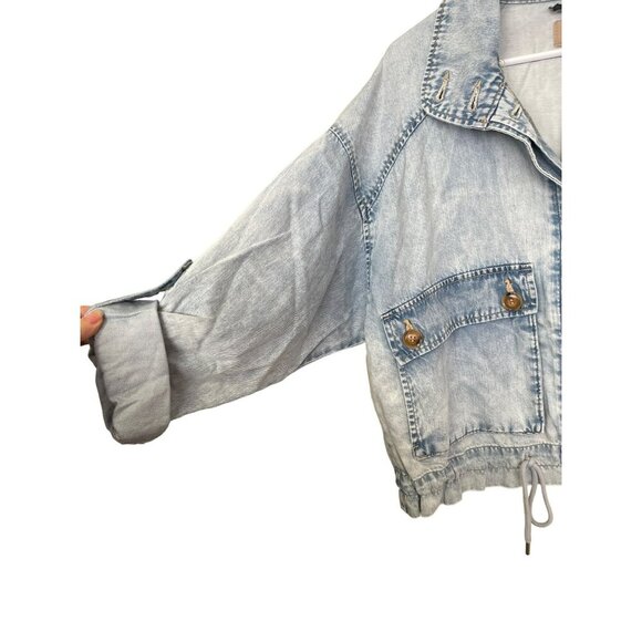 Blank NYC Oversized Denim Chambray Shirt Jacket  Size Small - Picture 6 of 8
